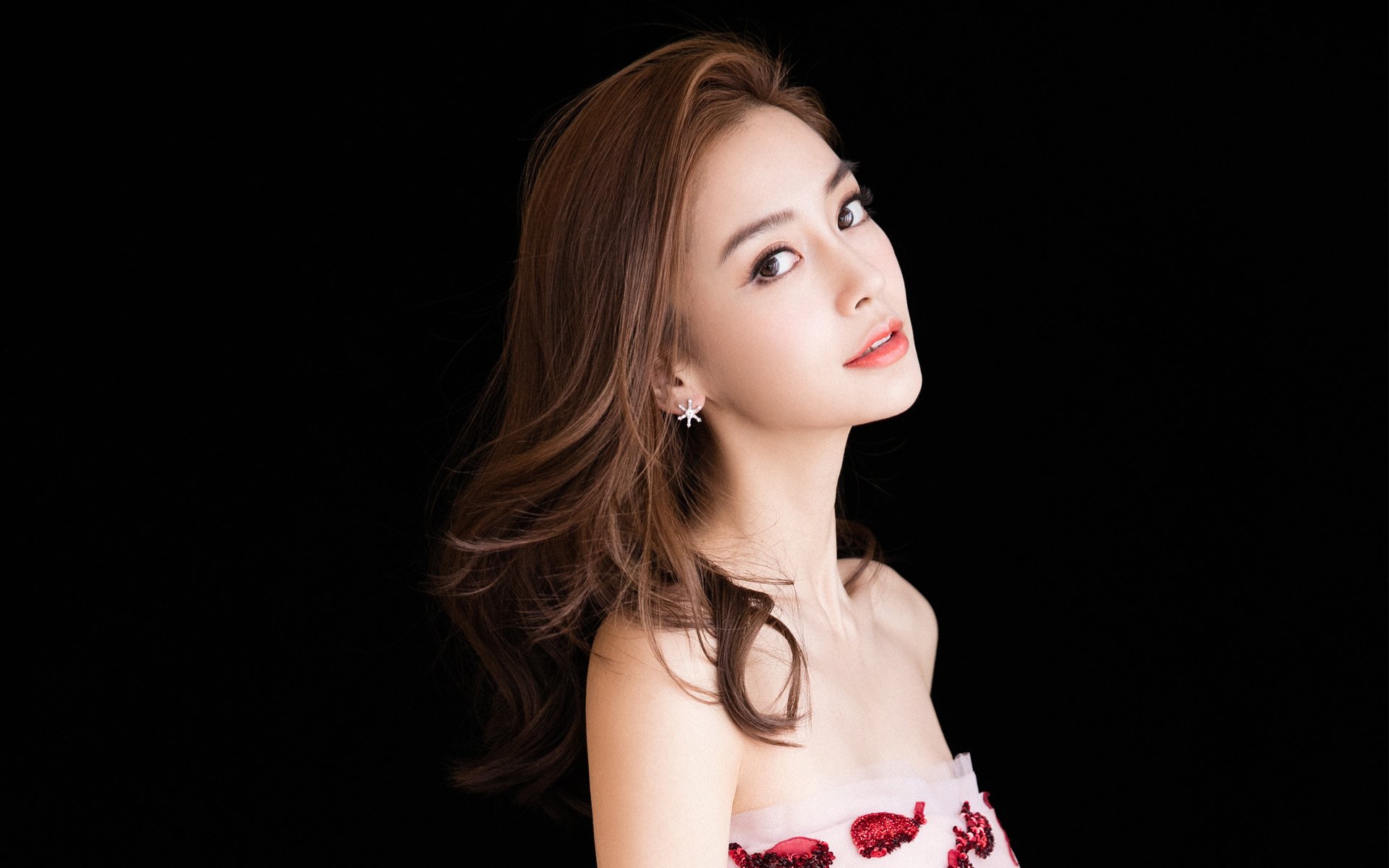 绝境定义者,塔图姆49分客场救主,骑士魔术之战见证巨星诞生