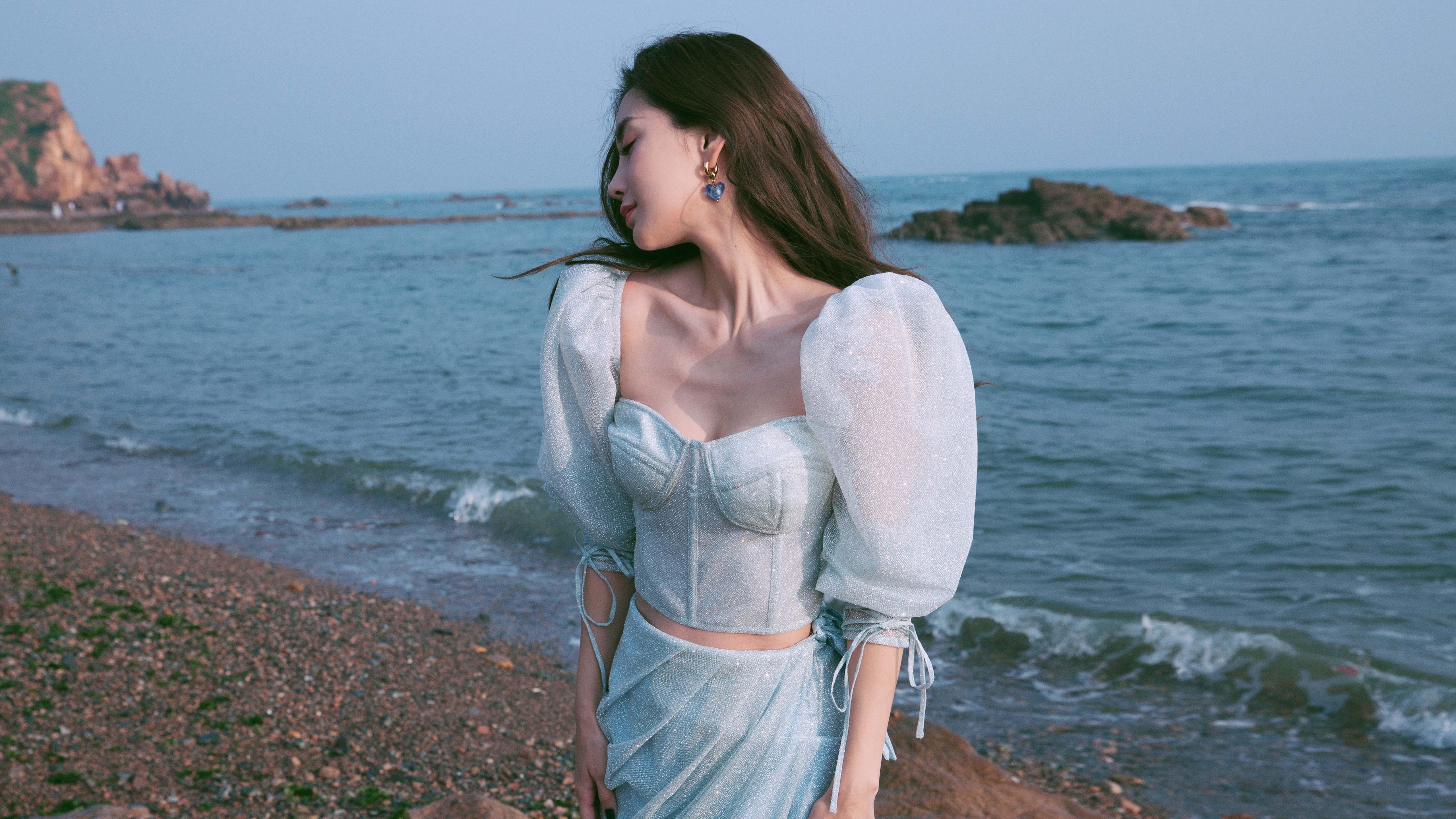 双城记，当勒布朗在伯纳乌扣篮，凯里于布鲁克林射出世界波